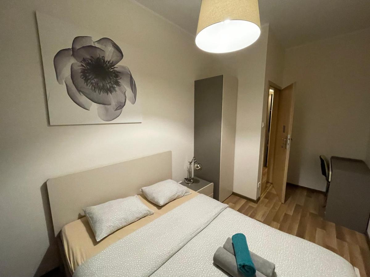 Lullaby Private Rooms Poznań Extérieur photo